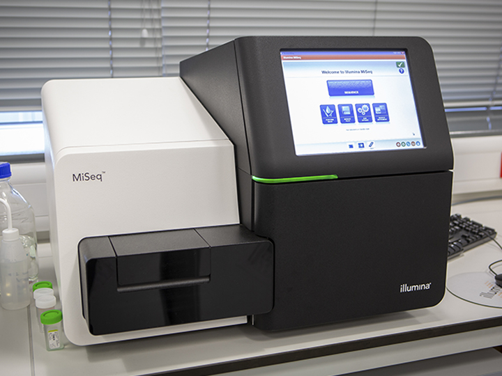 Sequencing equipment