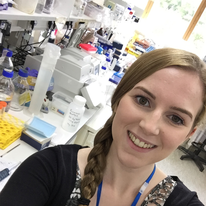 Nuffield project placement student in the lab